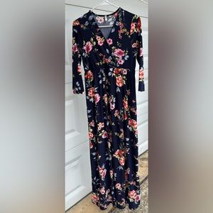 Women's Wraped Ruched Maternity Dress